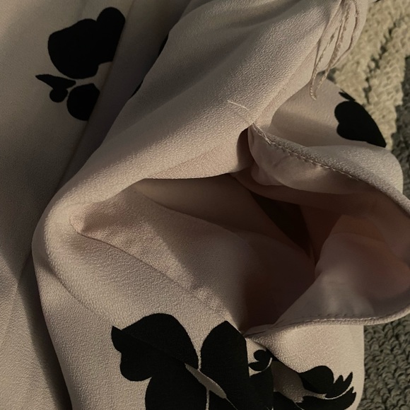 Lauren Conrad Beige Dress with Black Floral Print - Picture 8 of 13